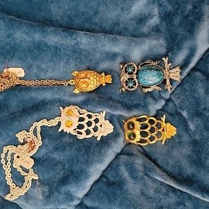 Vintage jewlery lot Owls necklace brooch
